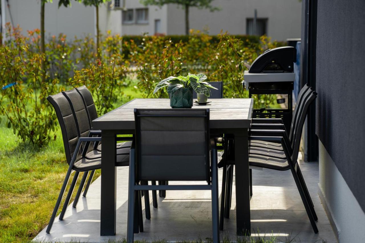 Capsula Luxury Apartment Umag Exterior photo